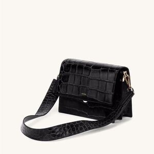 JW PEI mini flap